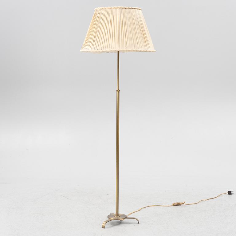 Golvlampa, omkring 1900-talets mitt.