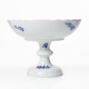 Royal Copenhagen, kaffeservis, 54 delar, "Blå blomst", Danmark, 1900-talets andra hälft.