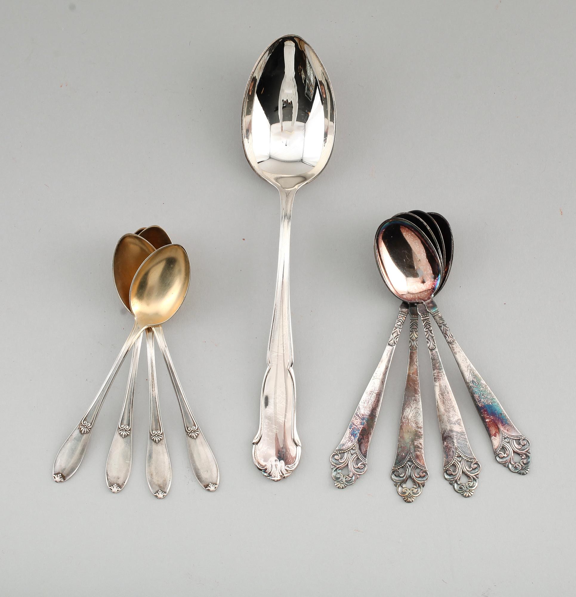 SKEDAR, 22 st, silver, olika modeller. Vikt ca 12 g.