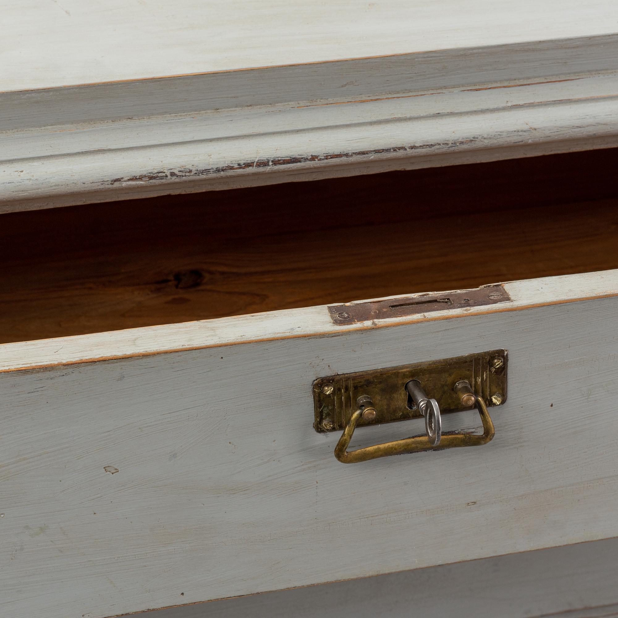 A renaissance revival chest of drawers, late 19th-century.