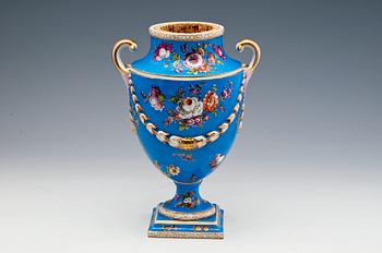 AN URN WITHOUT COVER.