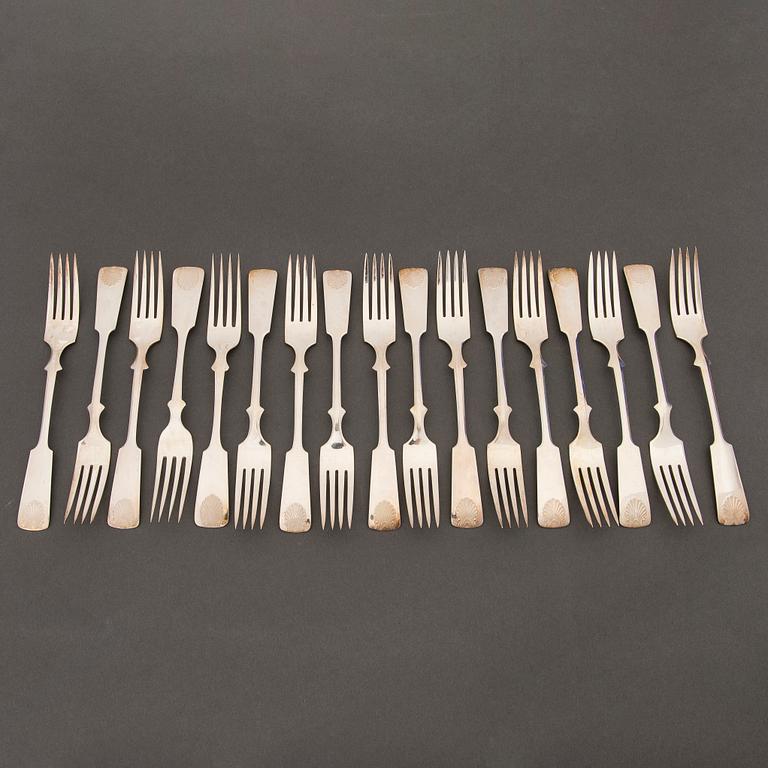 A 48-pcs set of silver cutlery with seashell decoration, Finnish hallmarks, Turku and Hämeenlinna 1956-1983.