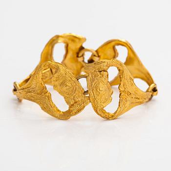 Helky Juvonen, A 14K gold bracelet. Westerback, Helsinki 1972.