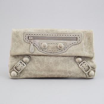 Balenciaga, clutch.