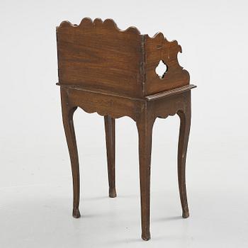 SÄNGBORD, England, 1800-tal.