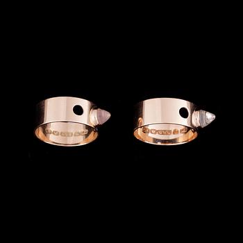RINGAR, 2 st, guld 14K med rosenkvarts, Elis Kauppi, Kupittaan Kulta, Åbo 1959. Totalvikt 7,3 g.