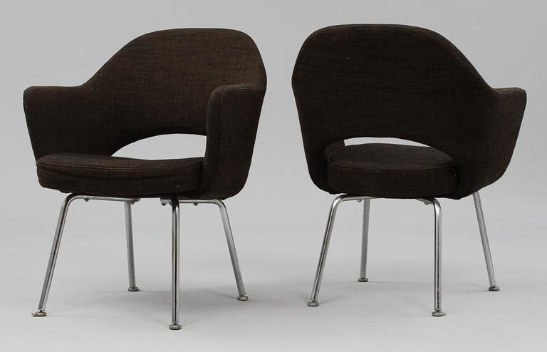 FÅTÖLJER, ett par, 'Executive Side Chair', Eero Saarinen, NK's verkstäder för Knoll International, 1900-tal.