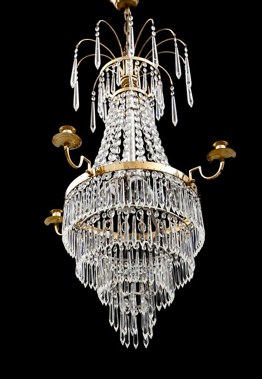 LJUSKRONA, gustaviansk stil, 1900-talets första hälft. Höjd ca 80 cm.