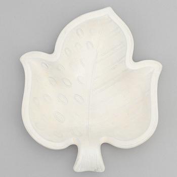 Gunnar Nylund, a stoneware dish, Rörstrand.