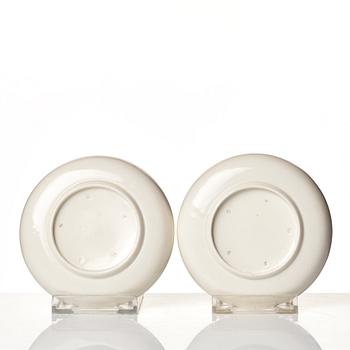 A pair of blanc de chine dishes, Qing dynasty, Kangxi (1662-1722).