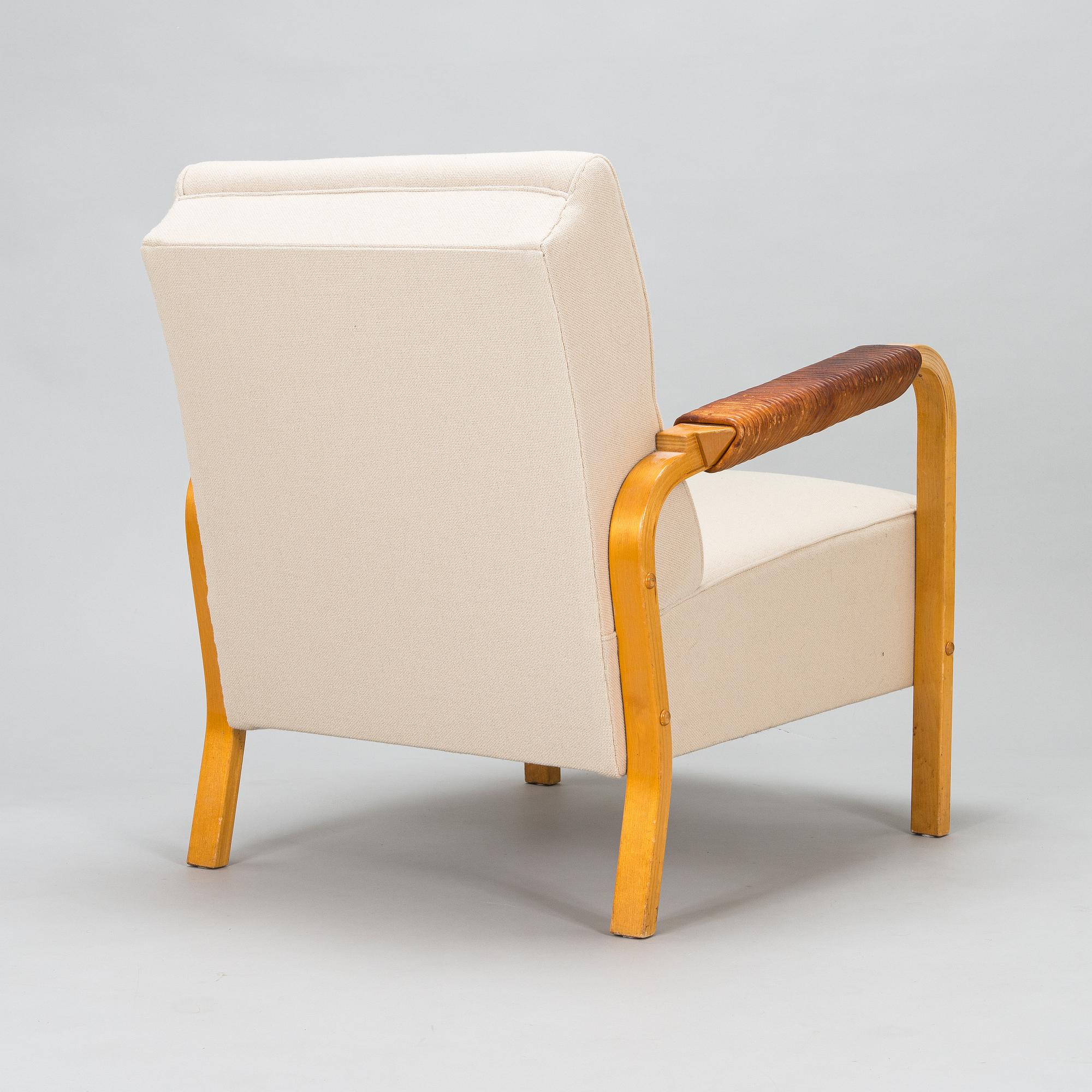 Alvar Aalto, armchair model 48, O.Y. Huonekalu- ja Rakennustyötehdas A.B., Finland 1950s.