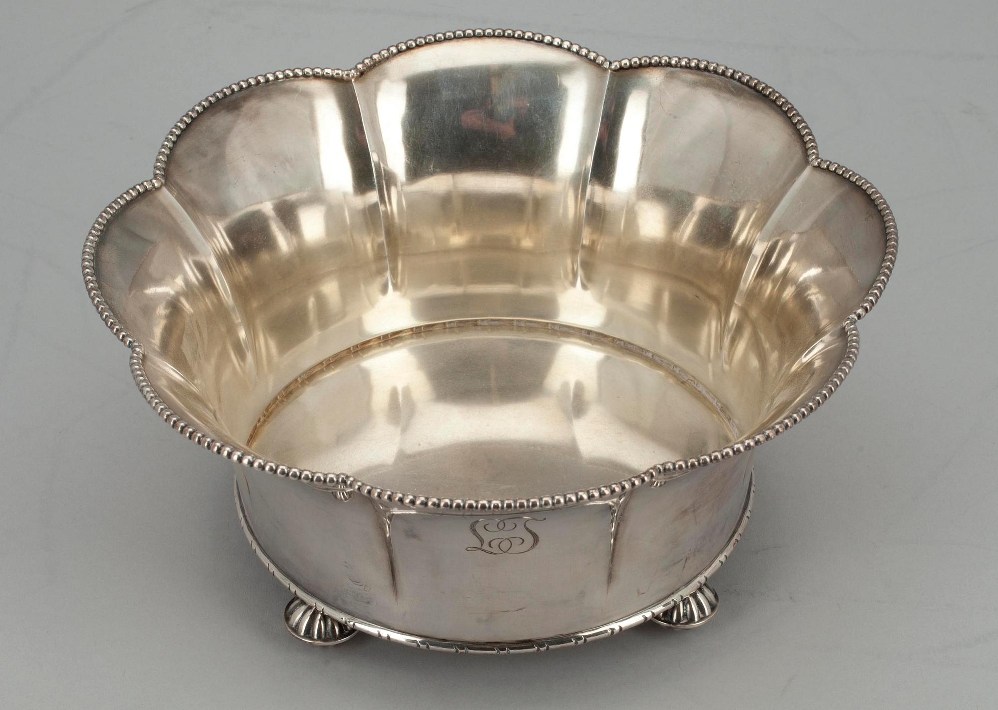 SKÅL, silver, Kultakeskus, Tavastehus 1931. Vikt 324 g.