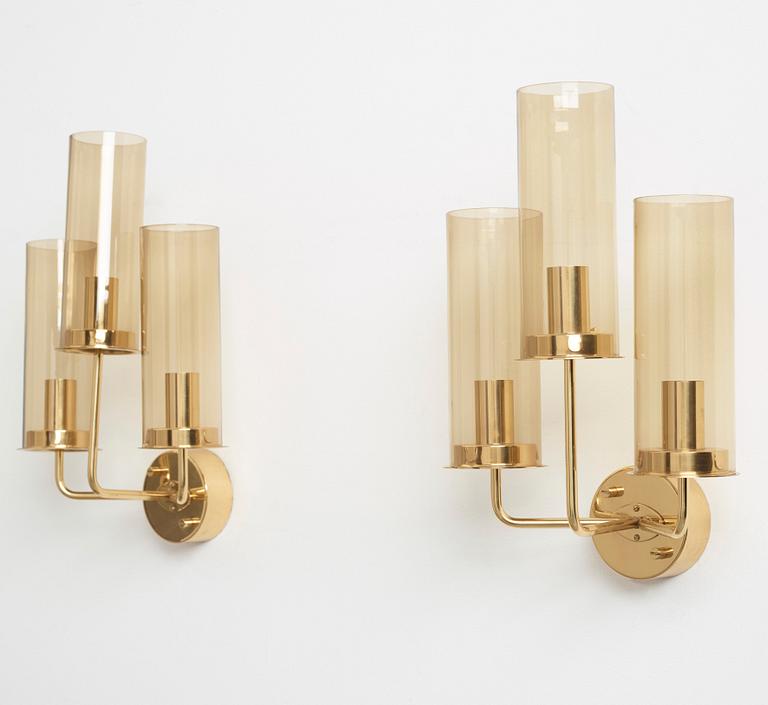 Hans-Agne Jakobsson, a pair of wall lamps, model "Sonata", "V169-3", Hans Agne Jakobsson AB, Markaryd, 1960-70s.