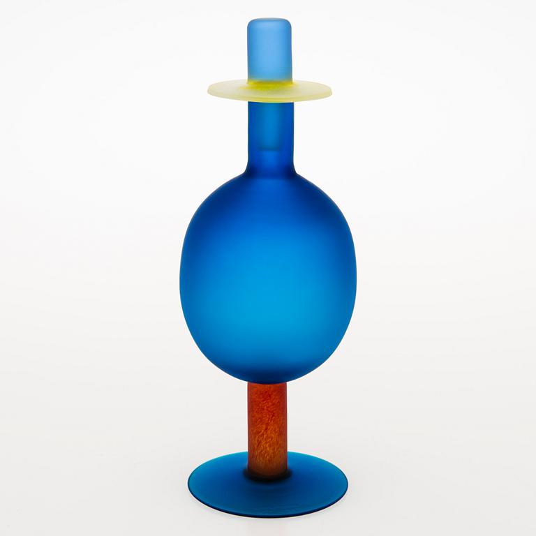 OIVA TOIKKA, An 'Oz' glass caraffe, Pro Arte, signed Oiva Toikka, Nuutajärvi. In production 1995-1996.