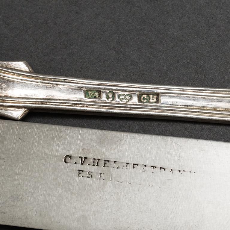 ETUI med silverbestick, 3 delar Bl a Christian Hammer Stockholm 1851.