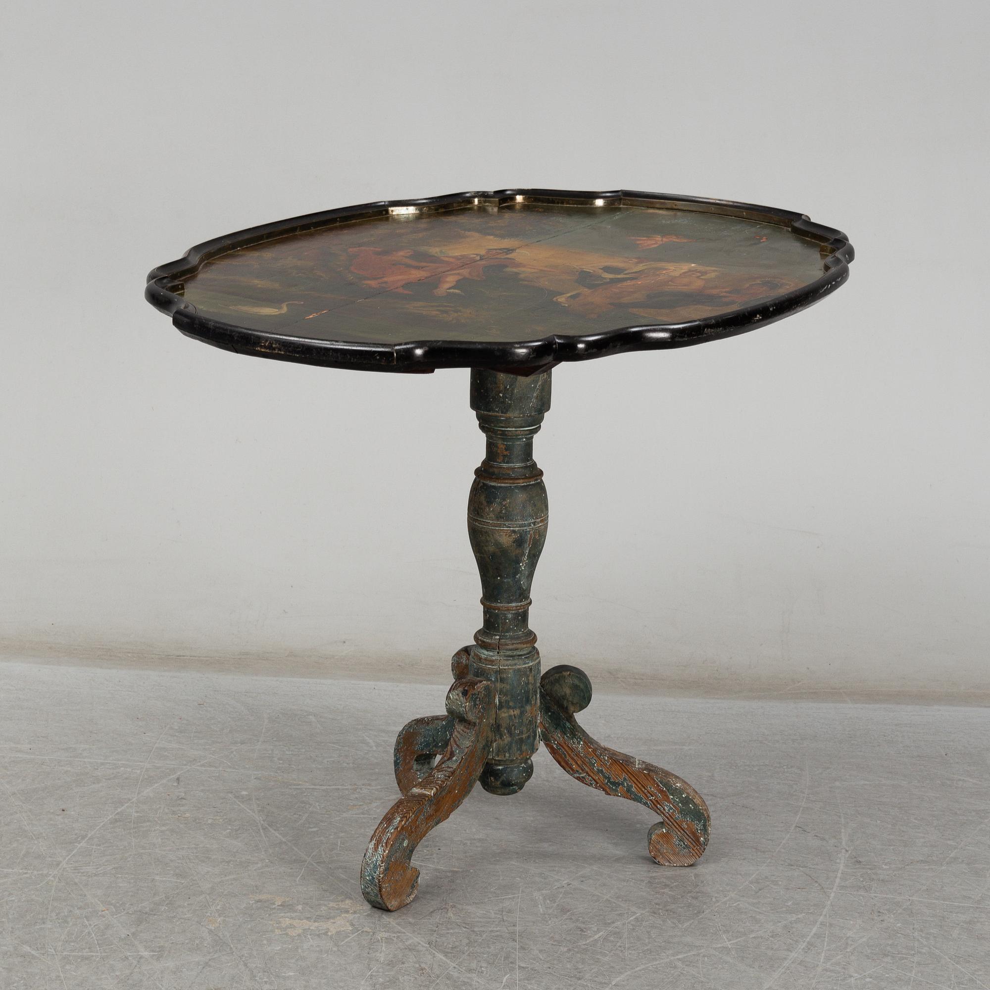 A Swedish mid 18th century tilt top table.