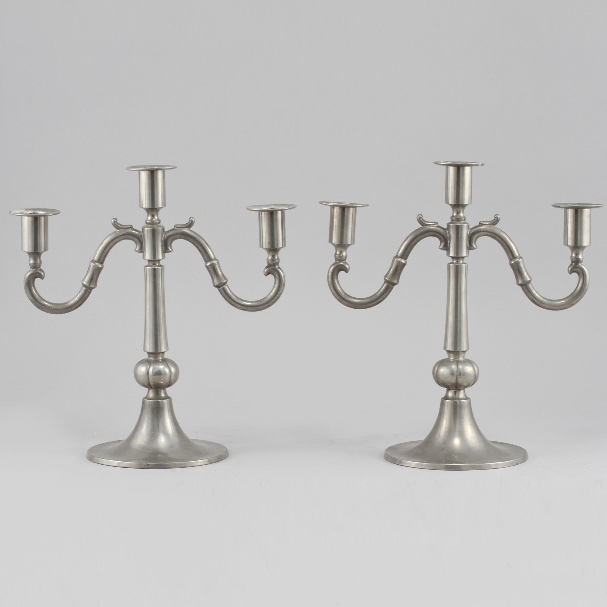 KANDELABRAR, ett par, tenn, Edvin Ollers, 1920-tal.
