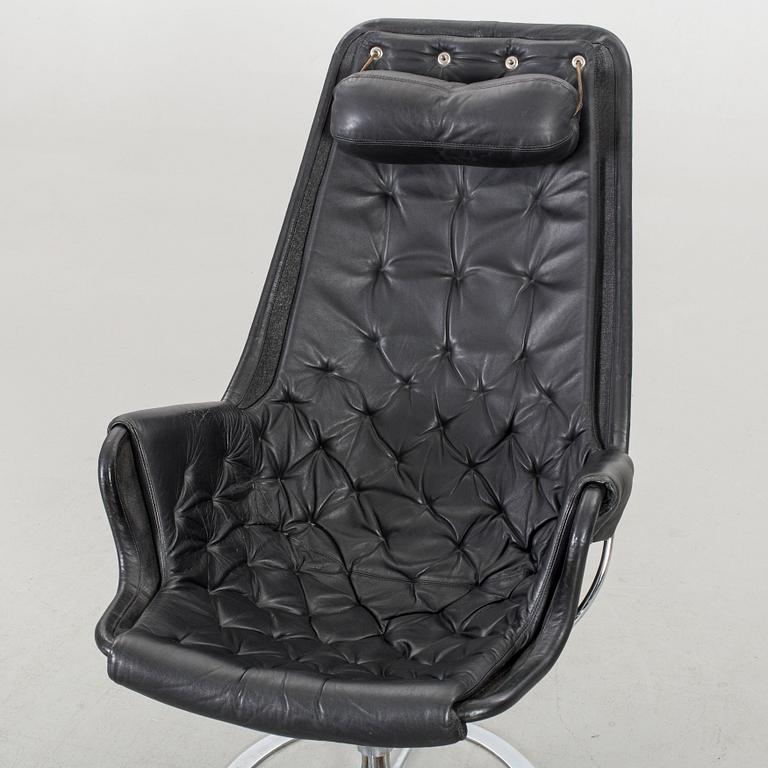 A BRUNO MATHSSON "JETSON" ARMCHAIR.