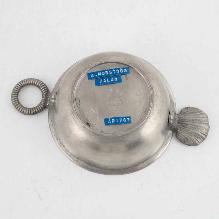 A pewter cup, mark of Anders Morström, Falun 1787.