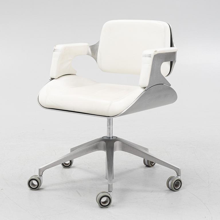 Hadi Teherani, a 'Silver 162S' desk chair, Interstuhl, Germany.