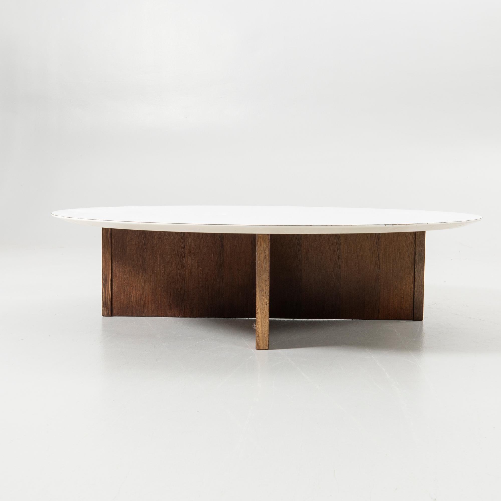 Coffee table, latter half of the 20th century.