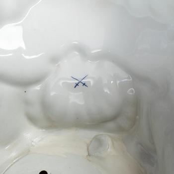 UPPSATSSKÅL, porslin, Meisenlikanande märke, 1900-tal.