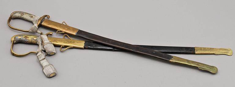 POLISSABLAR, 2 st, Göteborgs polisdistrikt, 1900-talets första hälft.
