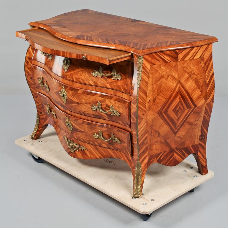 BYRÅ, rokoko, 1700-talets andra hälft.