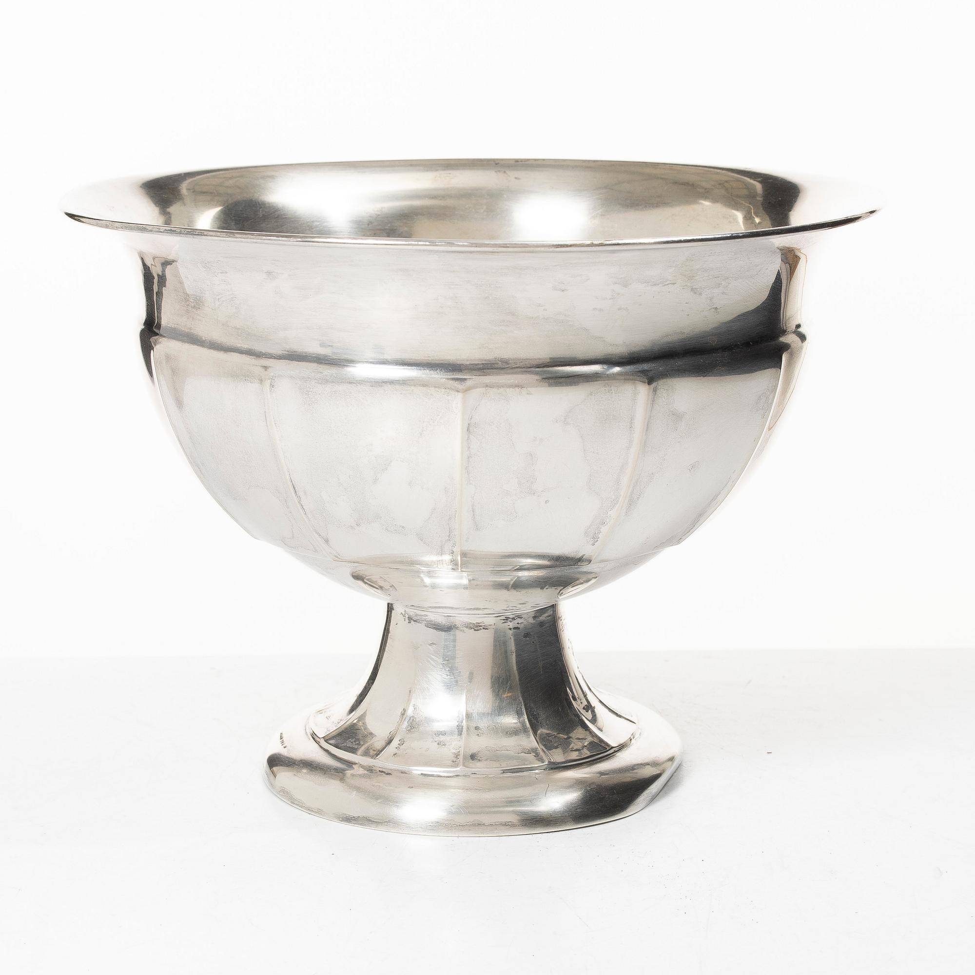 A silver bowl, K.Andersson, Stockholm, Sweden, 1916.