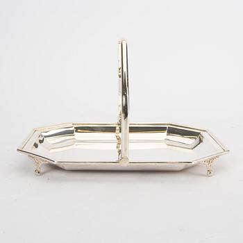 A set of three trays and two bread baskets epns England 20th century.