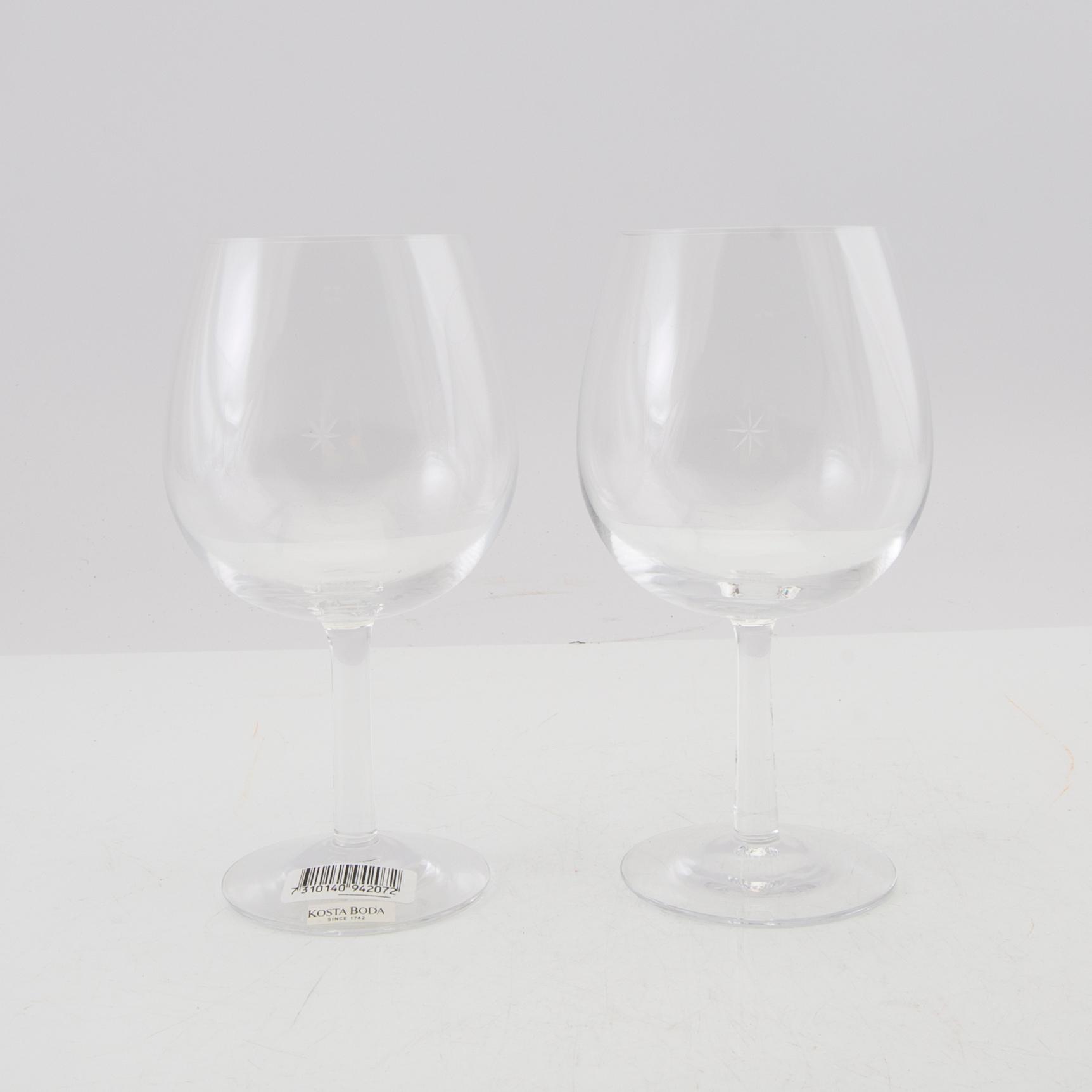 Signe Persson-Melin, servis 41 dlr "Bouquet" Kosta Boda sent 1900-tal.