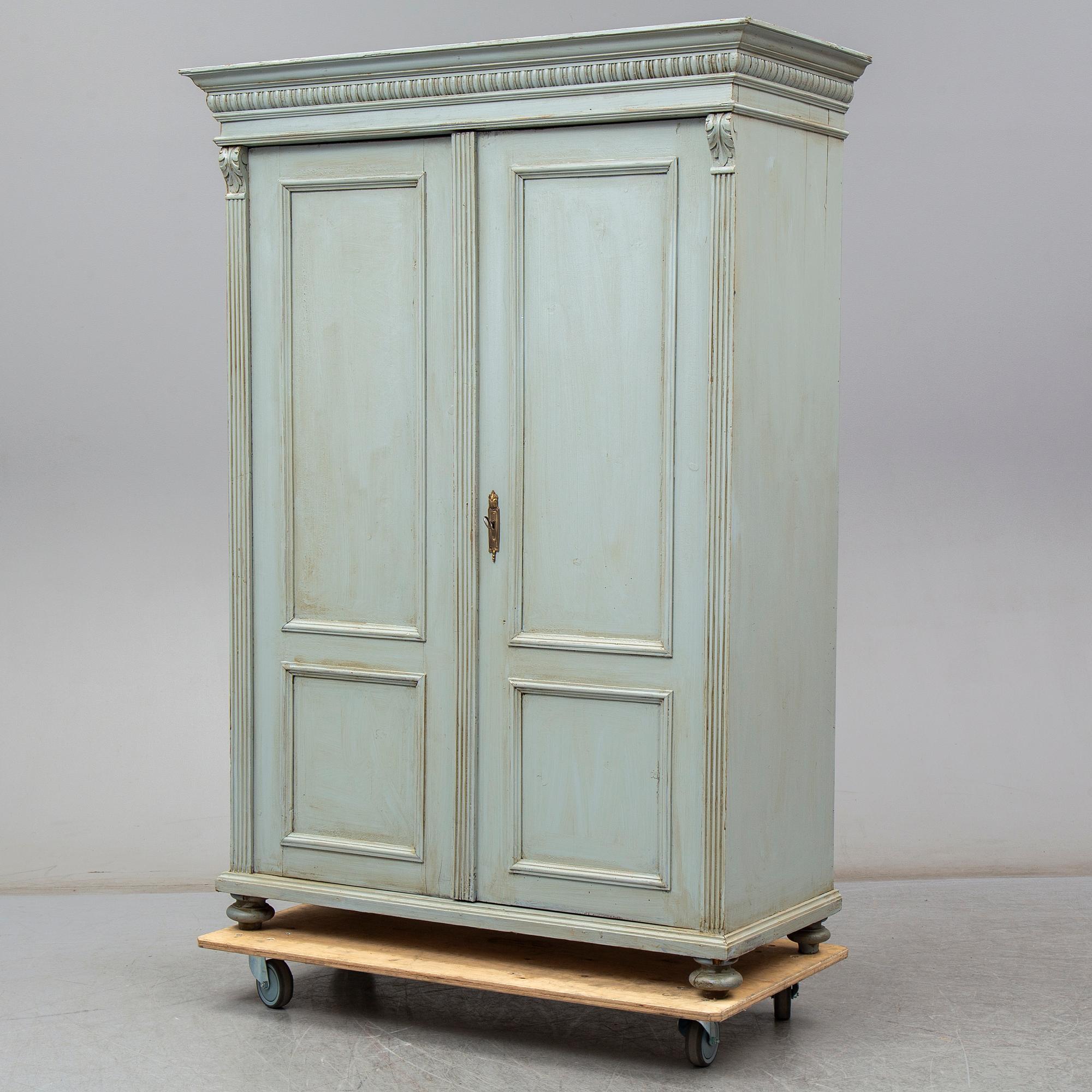 a cabinet from around 1900.