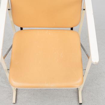 Yrjö Kukkapuro, stolar, 5 st, Finland.