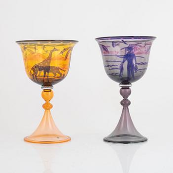 Wilke Adolfsson, glaspokaler, 2 st, 1988, signerade.