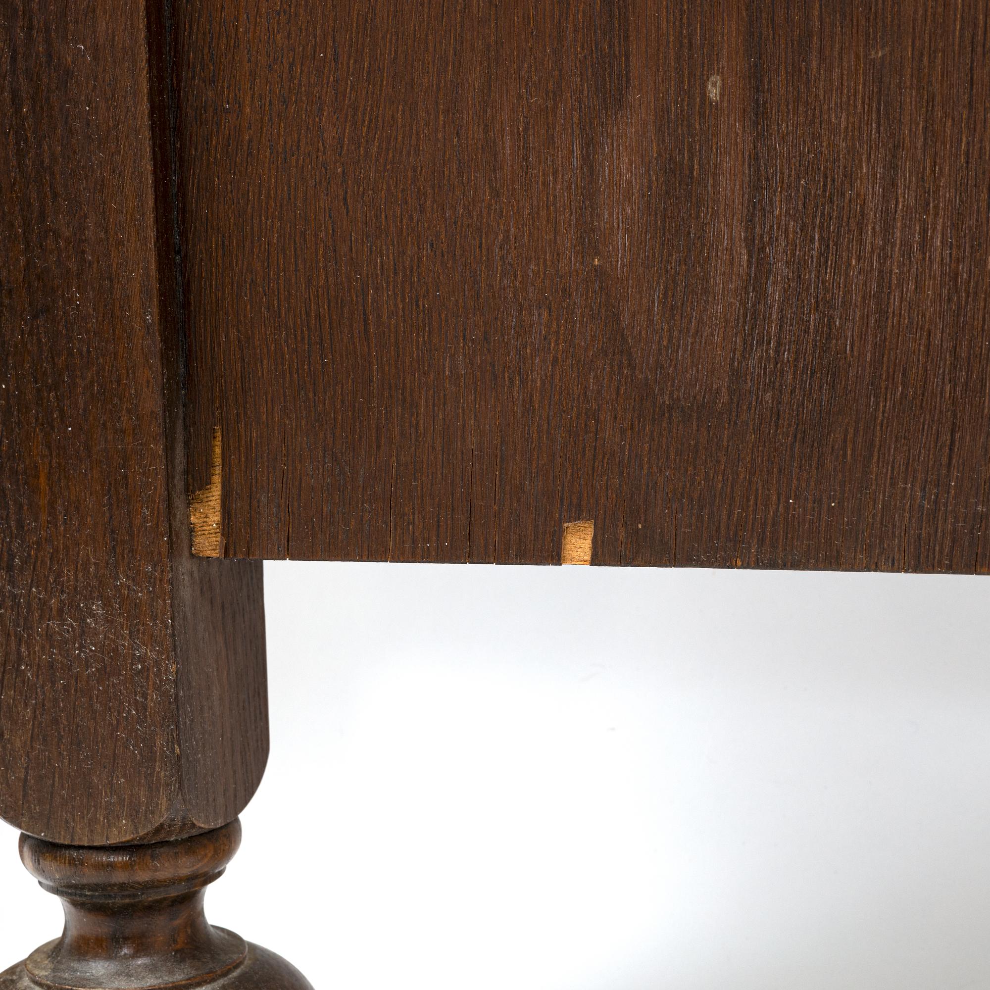 A Bed Frame with Nightstand
Nordiska Kompaniet, 1929-33.