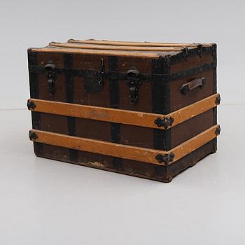 KOFFERT, tidigt 1900-tal.