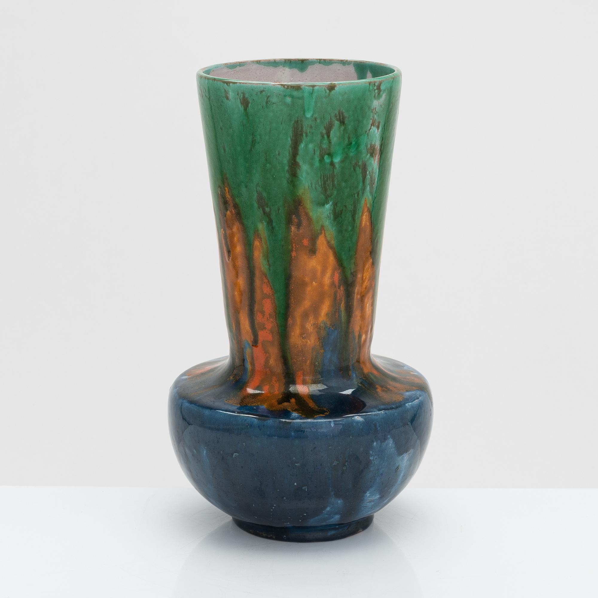 Wilhelm Andstén, maljakko, keramiikkaa, signeerattu Wilh. Andstén H:fors.