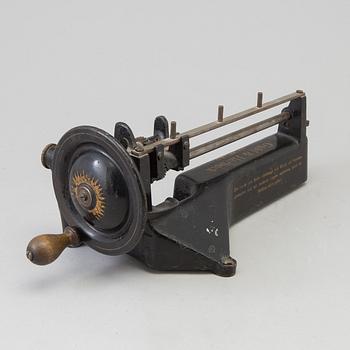 a pencil sharpener "Jupiter" 1, Guhl & Harbeck, Hamburg, around 1900.