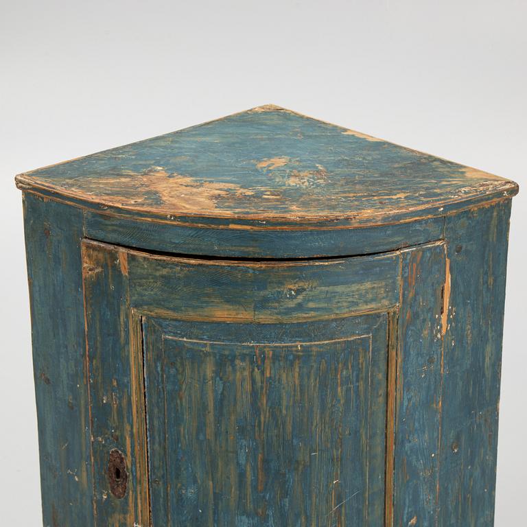 Hörnskåp, underdel, 1800-tal.