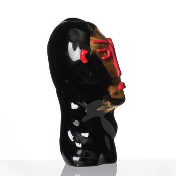 Luigi Benzoni, a glass sculpture of a head, Berengo Studio, Italy 2006.