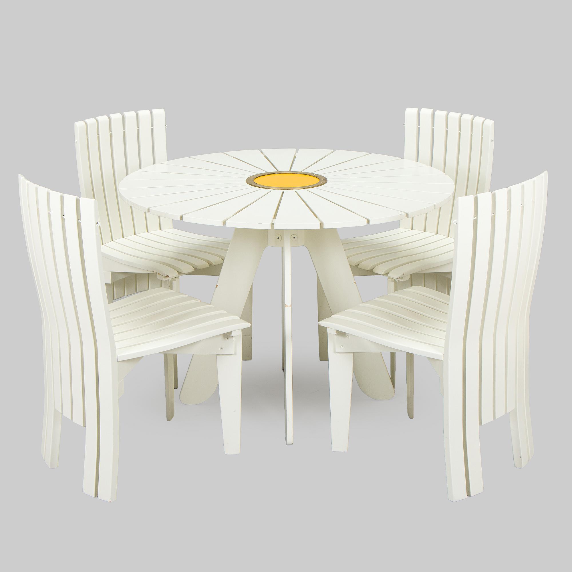 Alvar & Aino Aalto, trädgårdsmöblemang, 5 delar, "Aurinko"-serien, Artek 2000-tal.