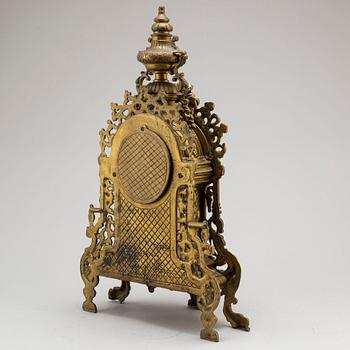 A second half of the 20th century table clock.