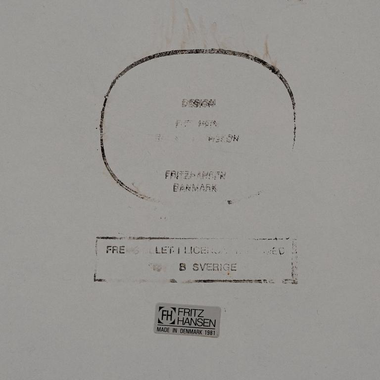 Bruno Mathsson & Piet Hein, matbord, "Superellips" för Fritz Hansen, Danmark.