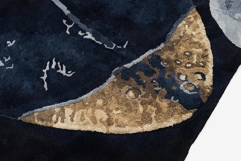 Denise Grünstein, matta "Halo", handtuftad, ca 285 x 269 cm, Ferreira de Sá, Portugal.