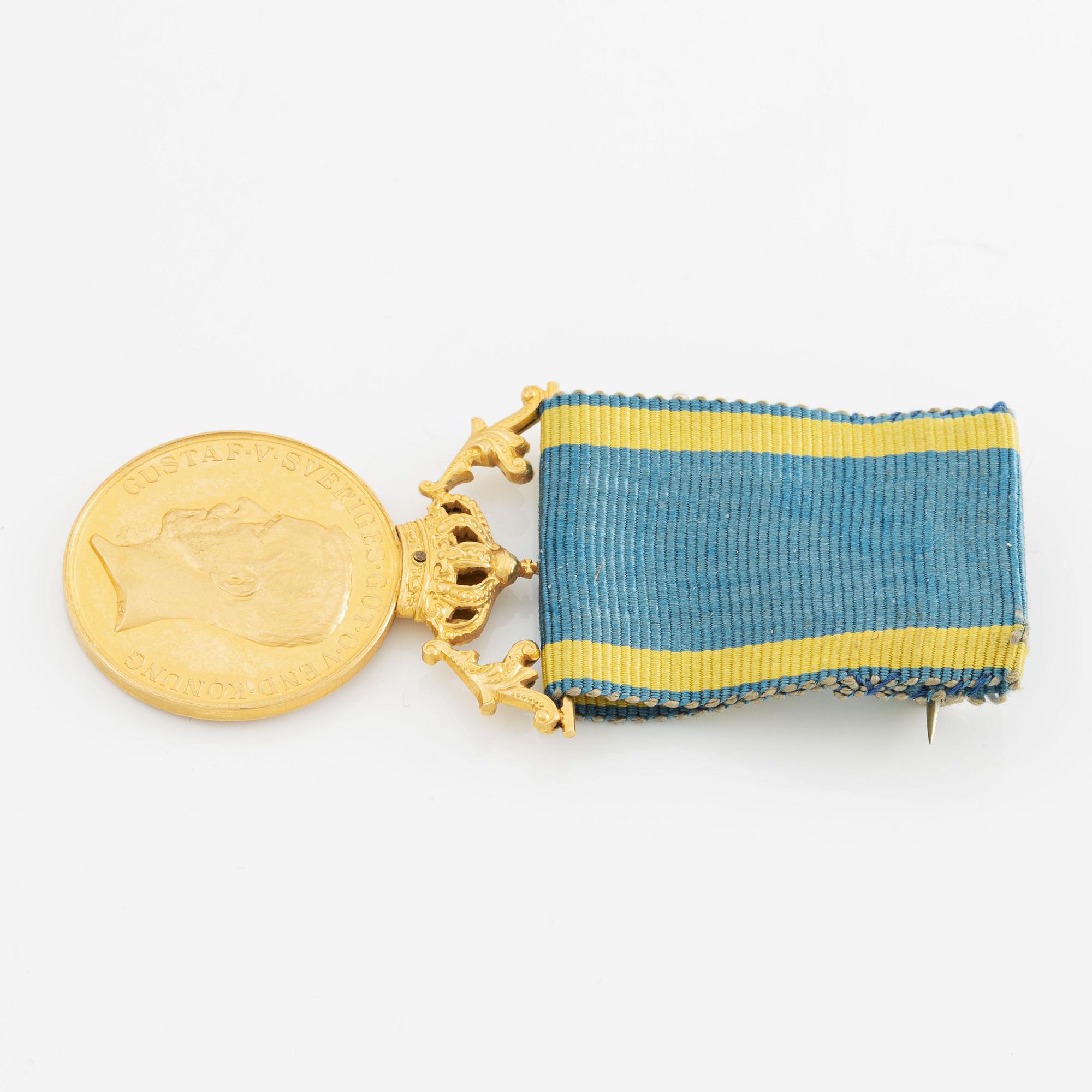 Gustav V,medal for civil merit , gold.