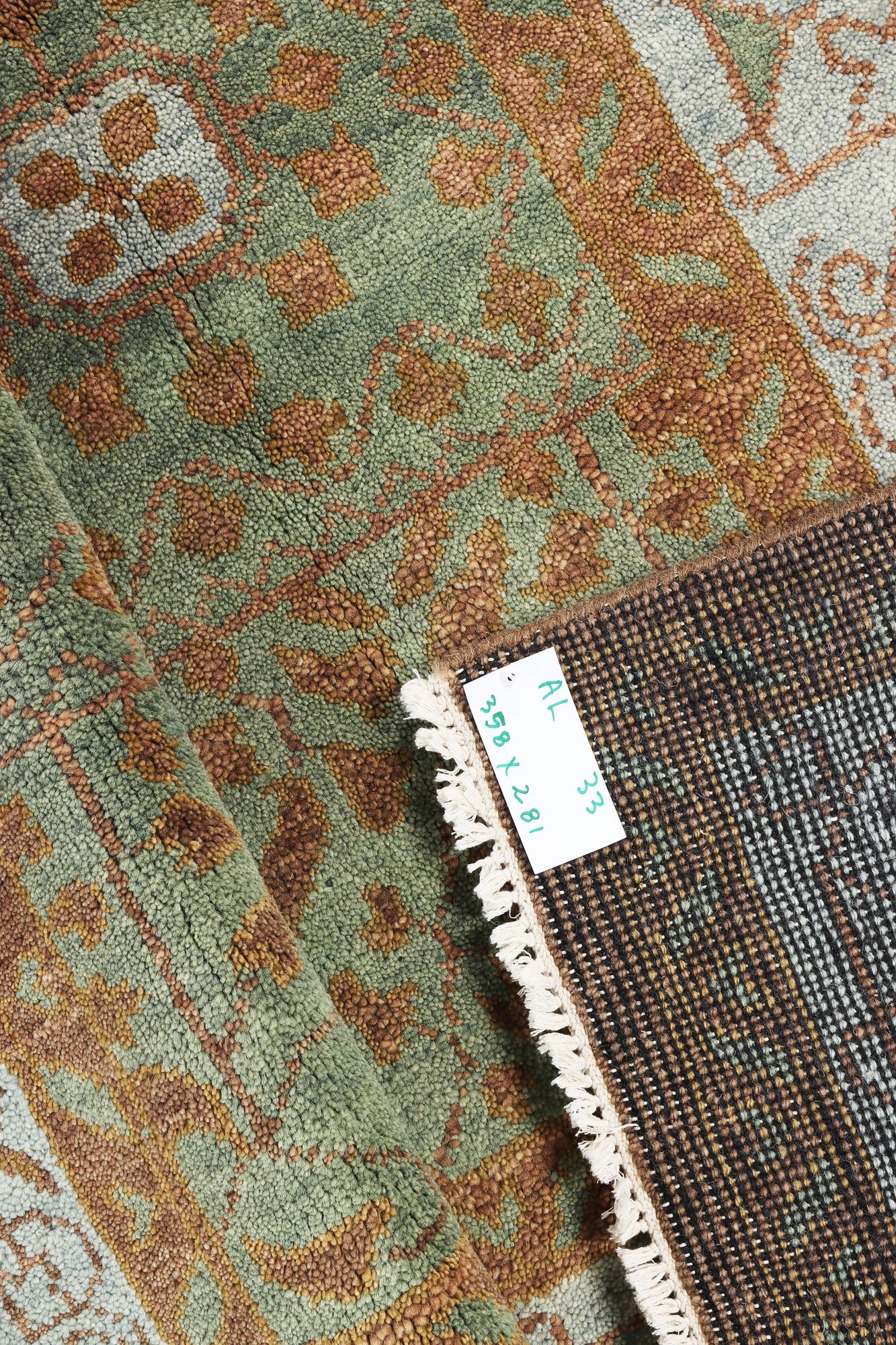 Matta, Mamluk, ca. 358 x 281 cm.