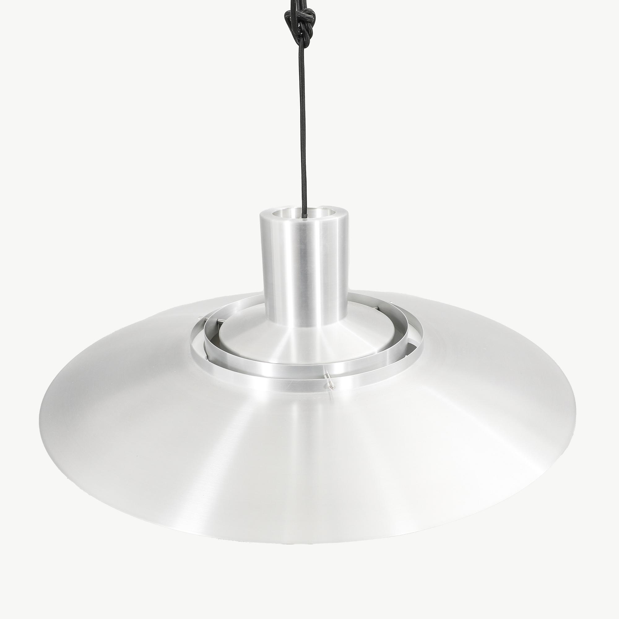 Preben Fabricius & Jörgen Kastholm, taklampa, modell "P376 KF2", för Nordisk Solar, danmark.