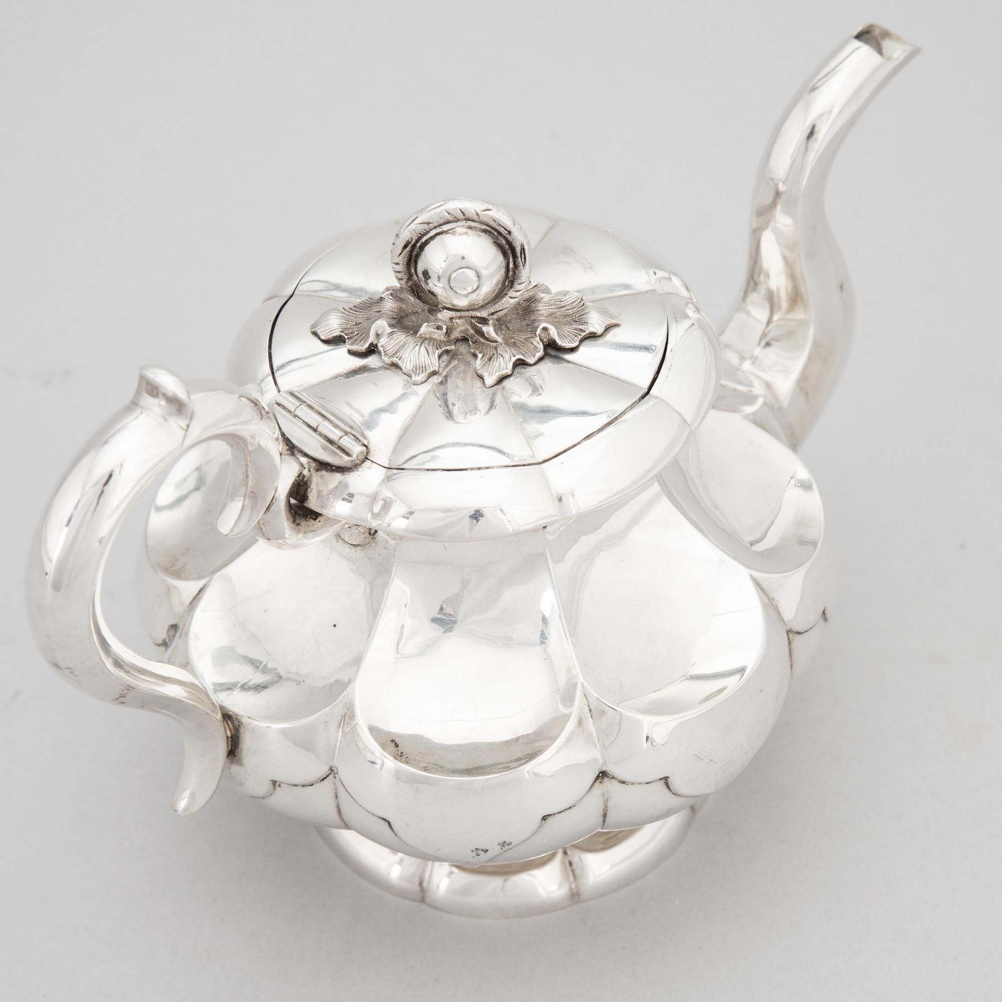 A silver teapot, Moscow 1864.