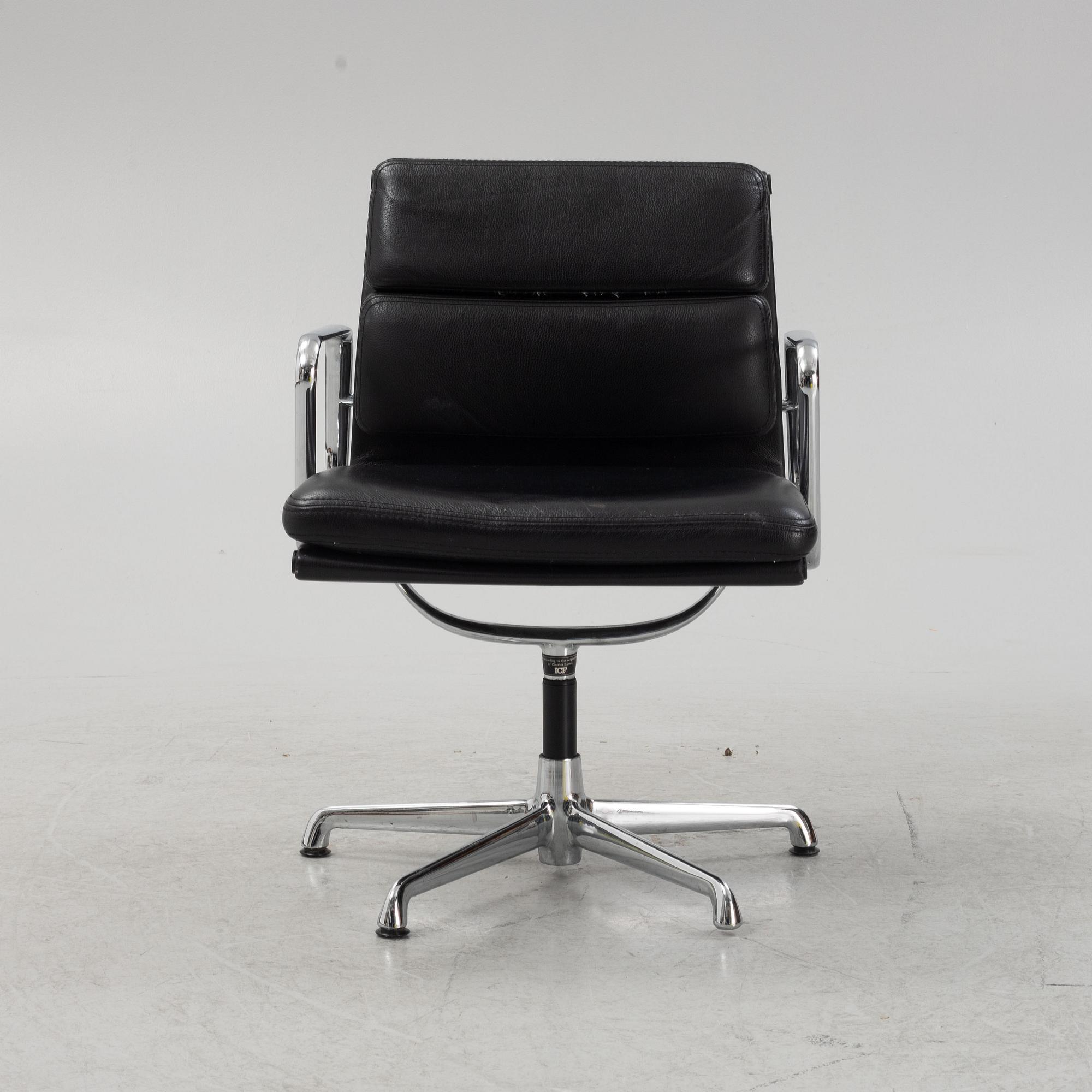 Charles & Ray Eames, a swivel 'Soft Pad Chair EA217", ICF, Italy.