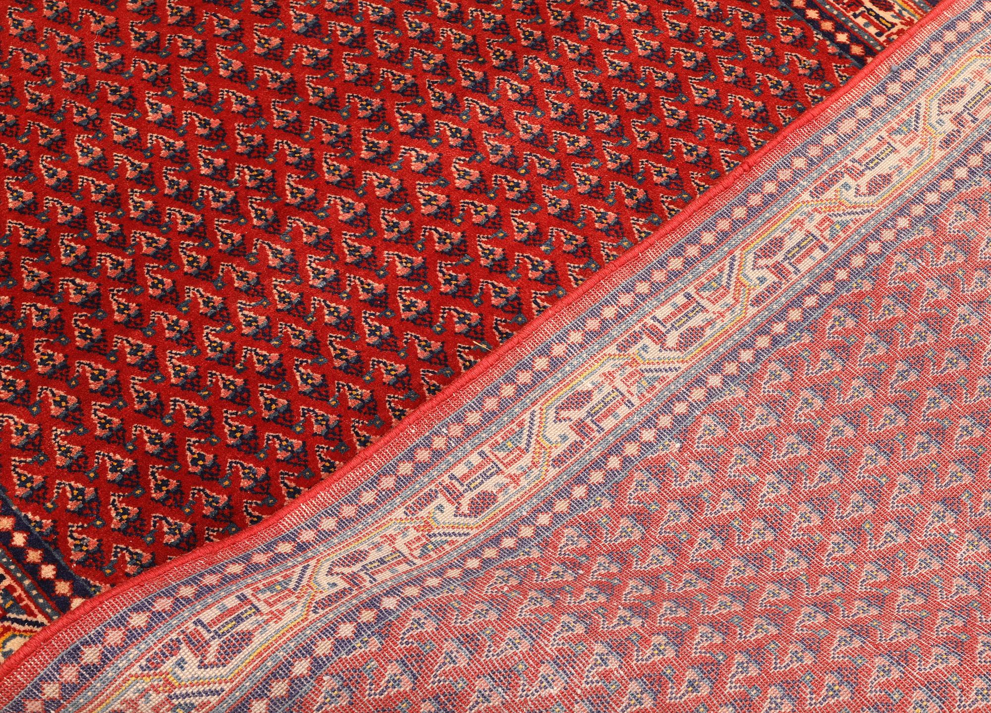 Gallerimatta, Sarouk, ca 315 x 113 cm.